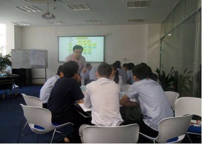 某公司成功舉辦《TTT(企業(yè)內(nèi)訓(xùn)師的培訓(xùn))》活動(dòng)，冠卓咨詢助力人才梯隊(duì)建設(shè)